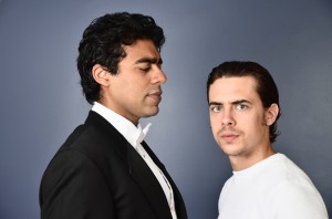 WHITETIEBALL_photo_1